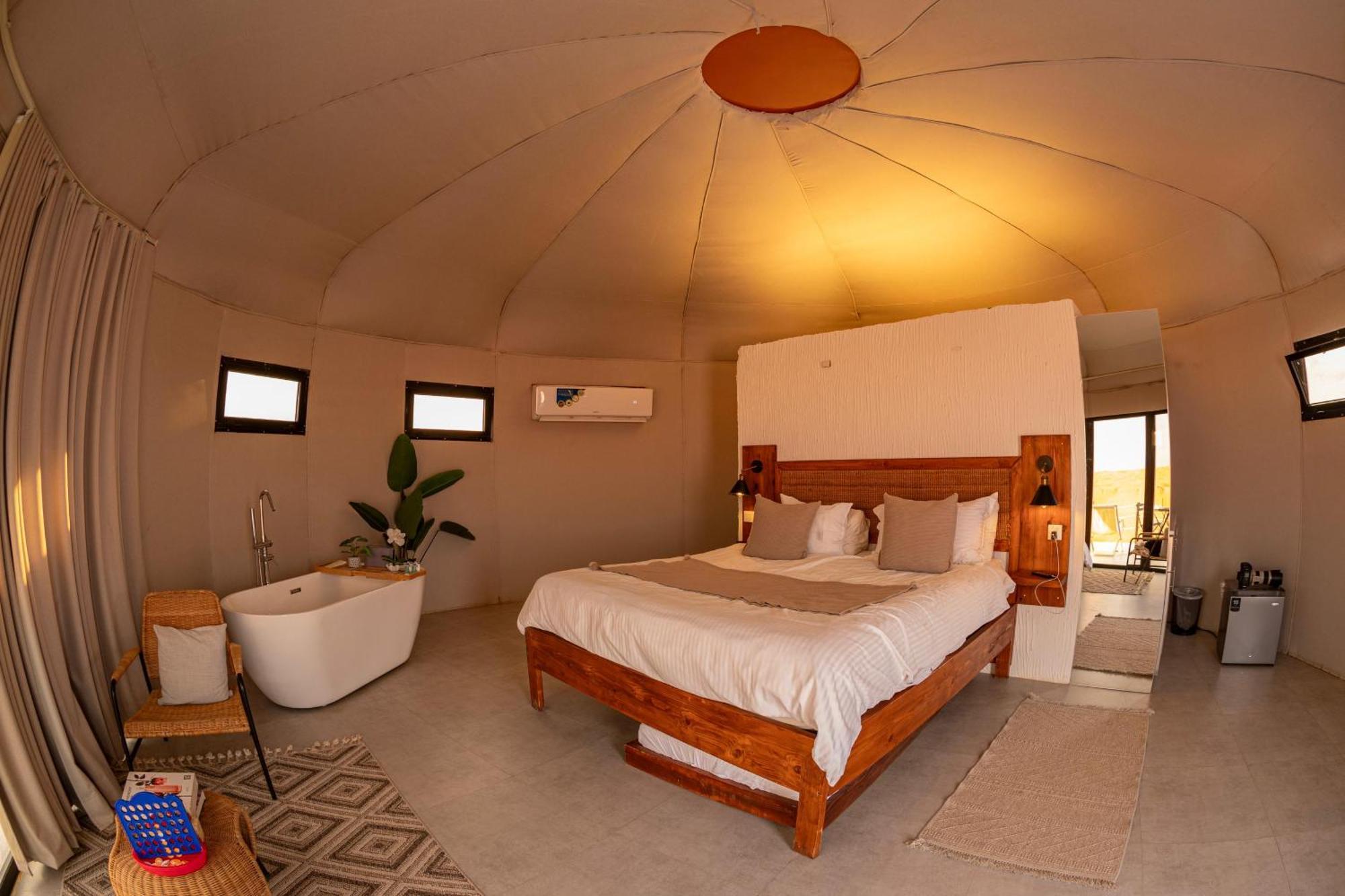 Starry Domes Desert Camp Badīyah Εξωτερικό φωτογραφία
