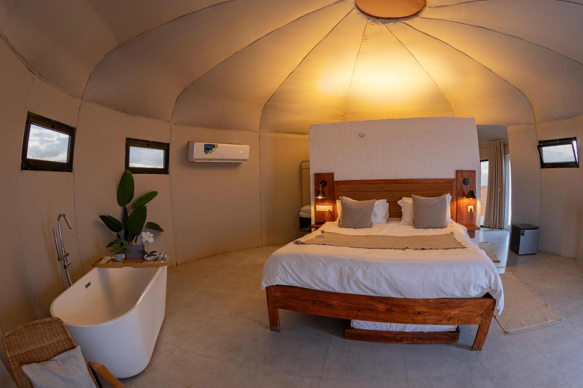 Starry Domes Desert Camp Badīyah Εξωτερικό φωτογραφία